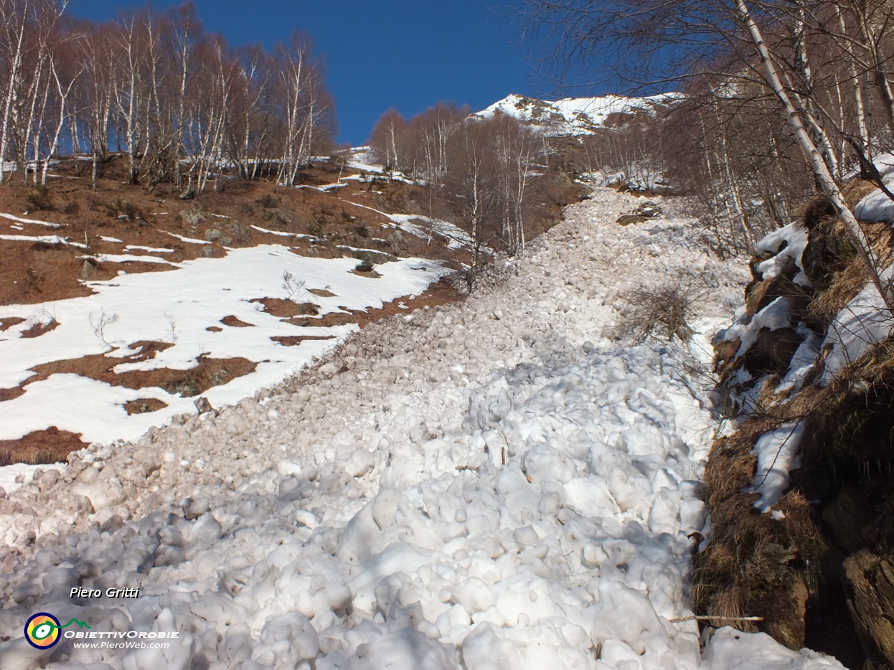 75 scesa dall'alto del canalone....JPG